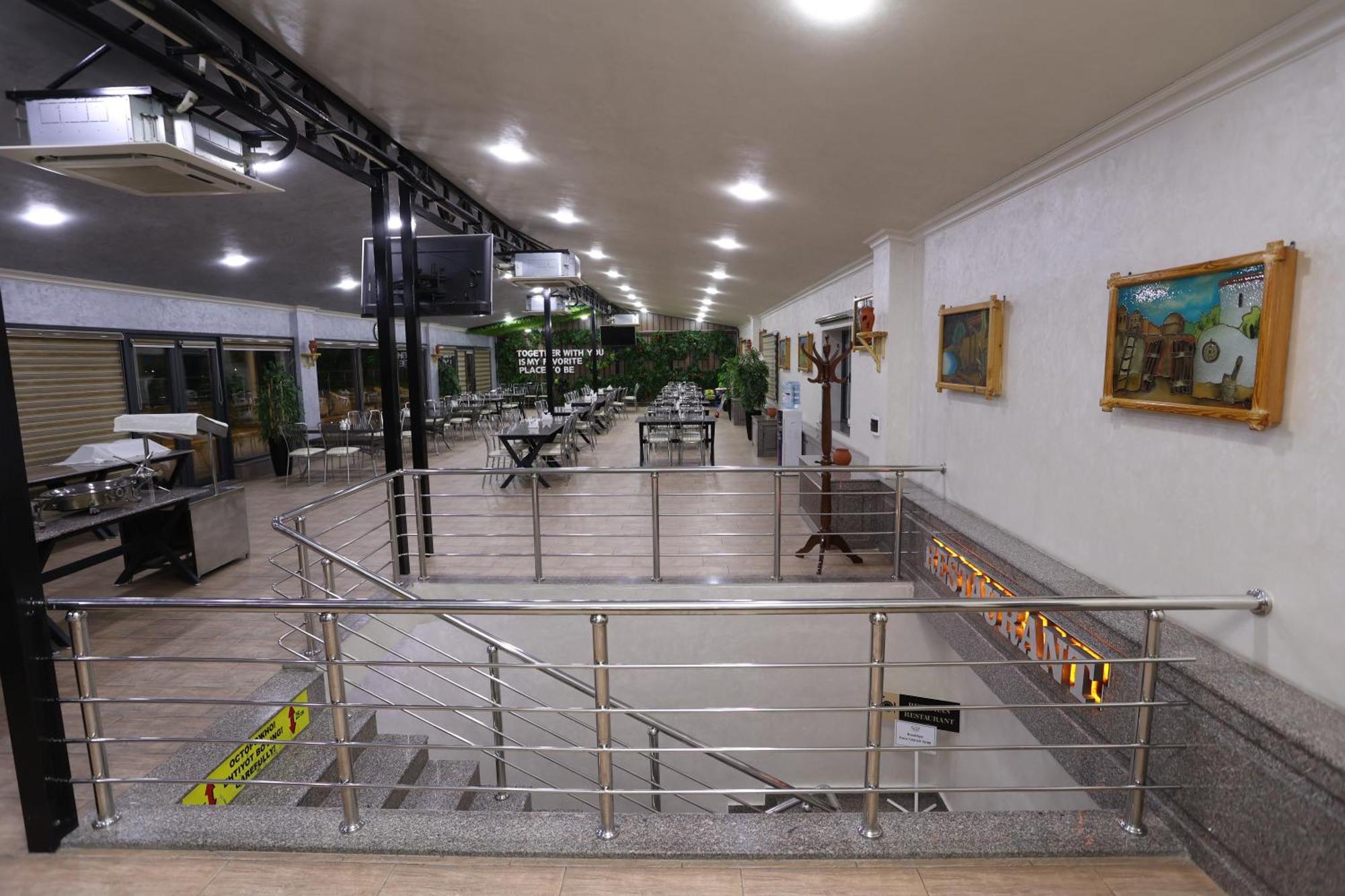 Chlnor Hotel Andijan Exterior photo